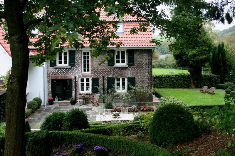 Der Borner Hof Ratingen Esterno foto